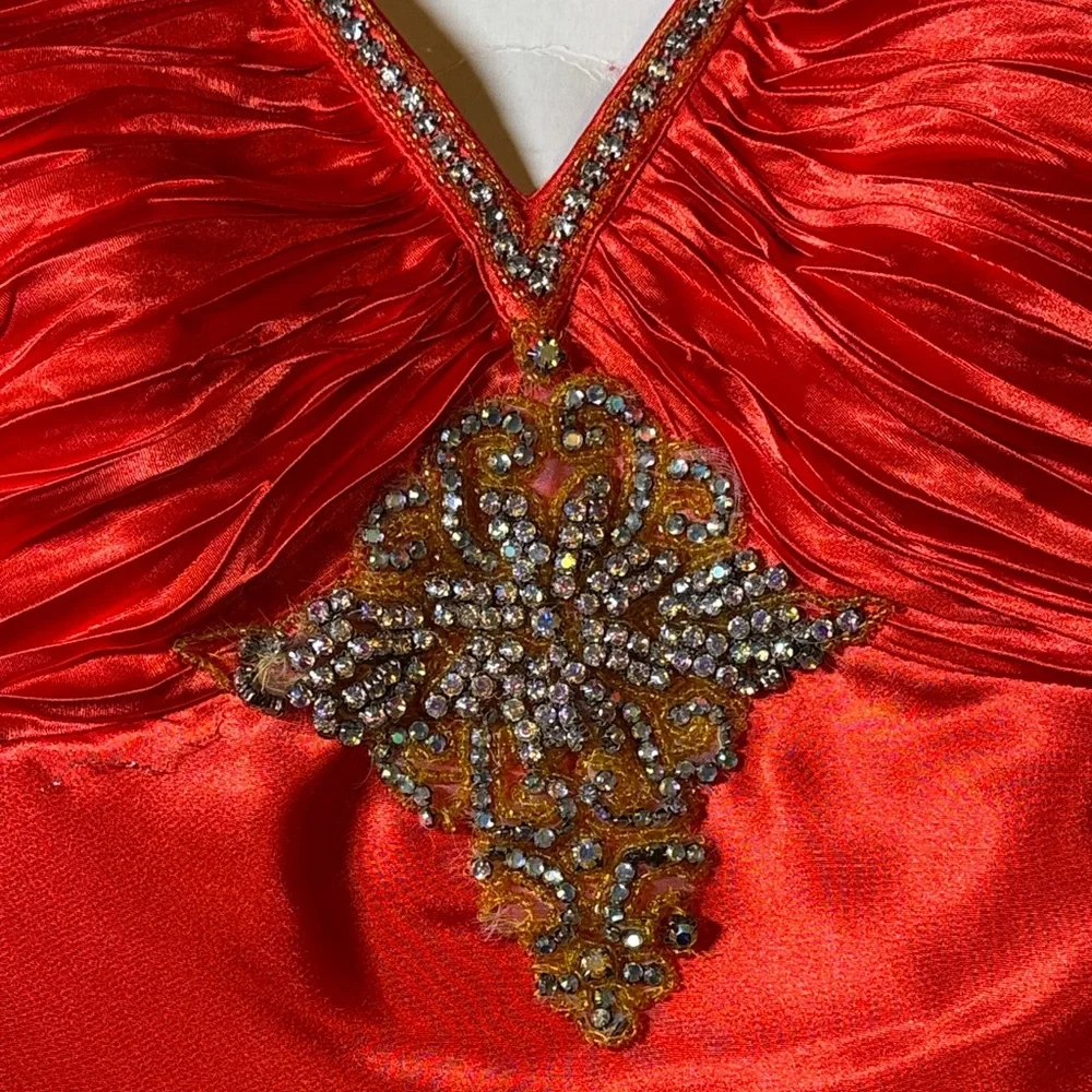 Morgan & Co. Strapless Red Gown - Picture 4 of 8